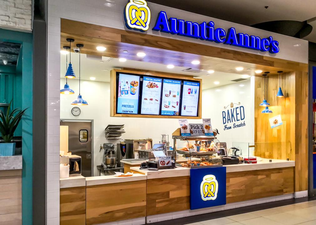 A mall kiosk Auntie Anne's.