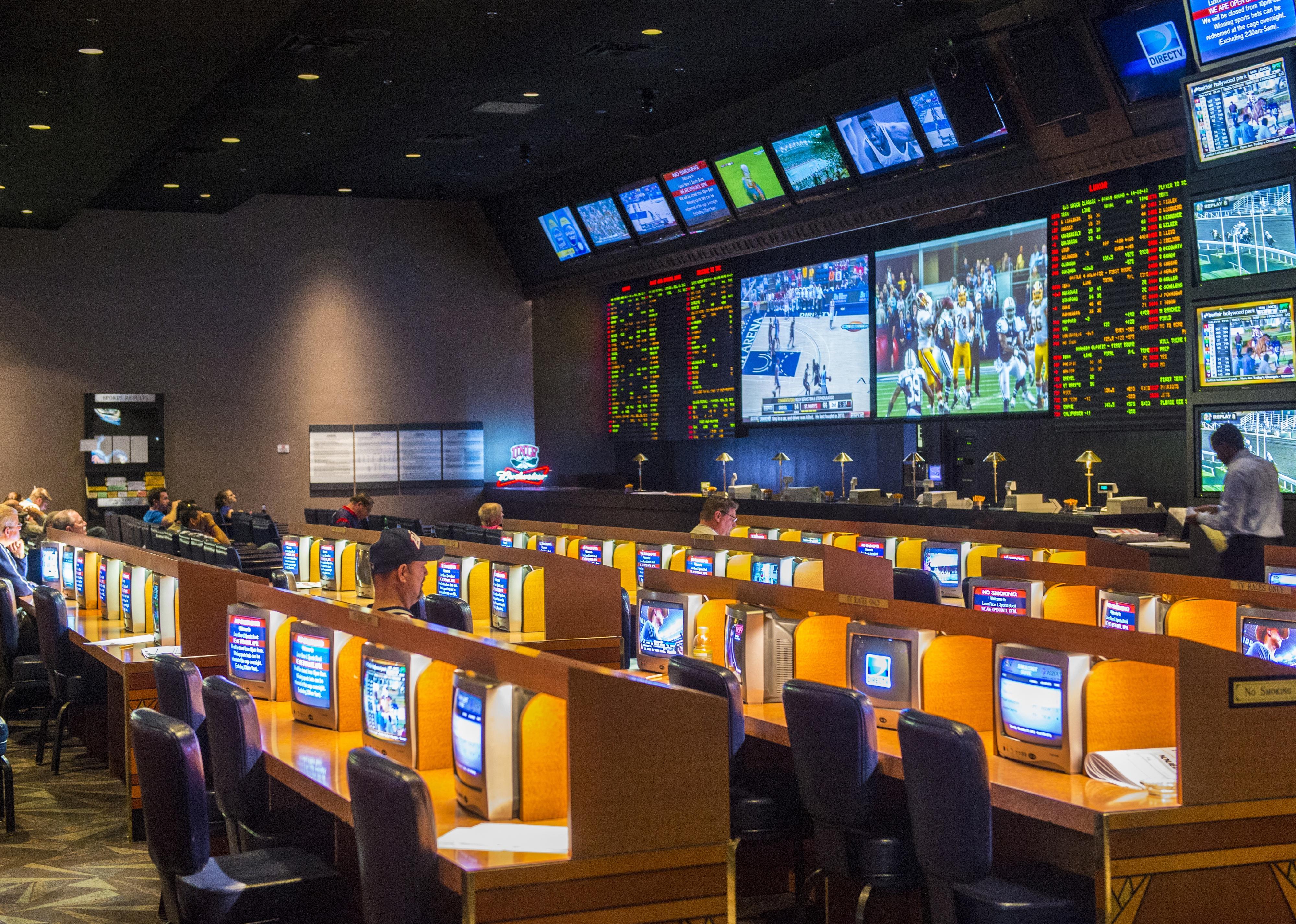 Sport beting at the New York-New York Casino.