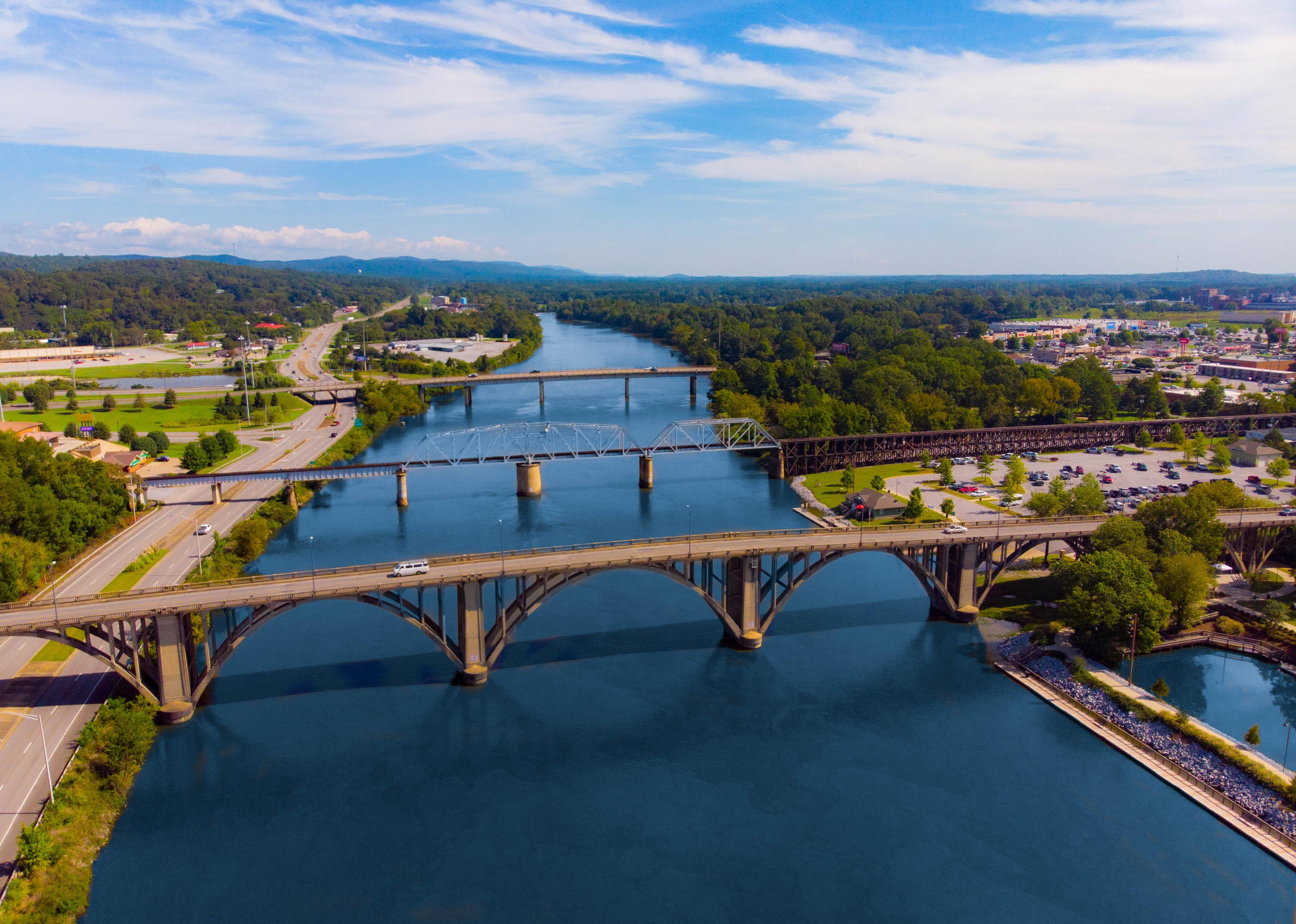 Gadsden Alabama bridge over Coosa River.