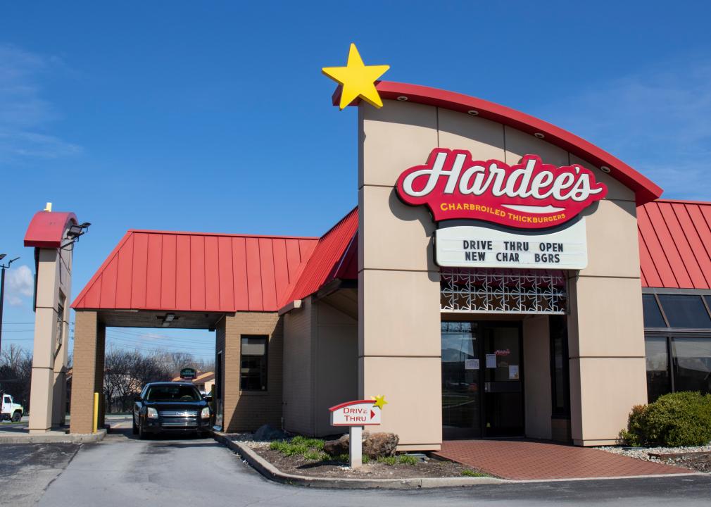 Hardee's location with a drive through.