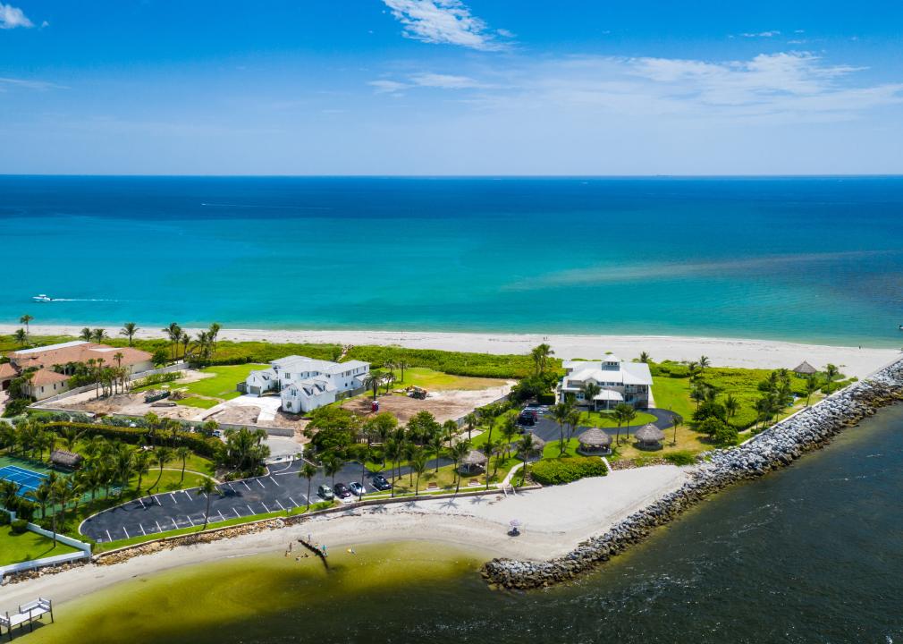 Aerial view of the town of Jupiter Island.