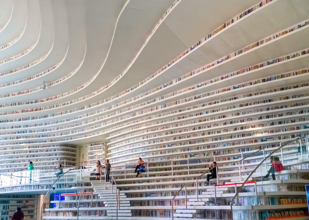 16 Beautiful Libraries Around the World (Including Iowa!)