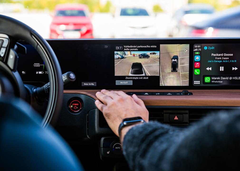 Honda display showing parking assistant