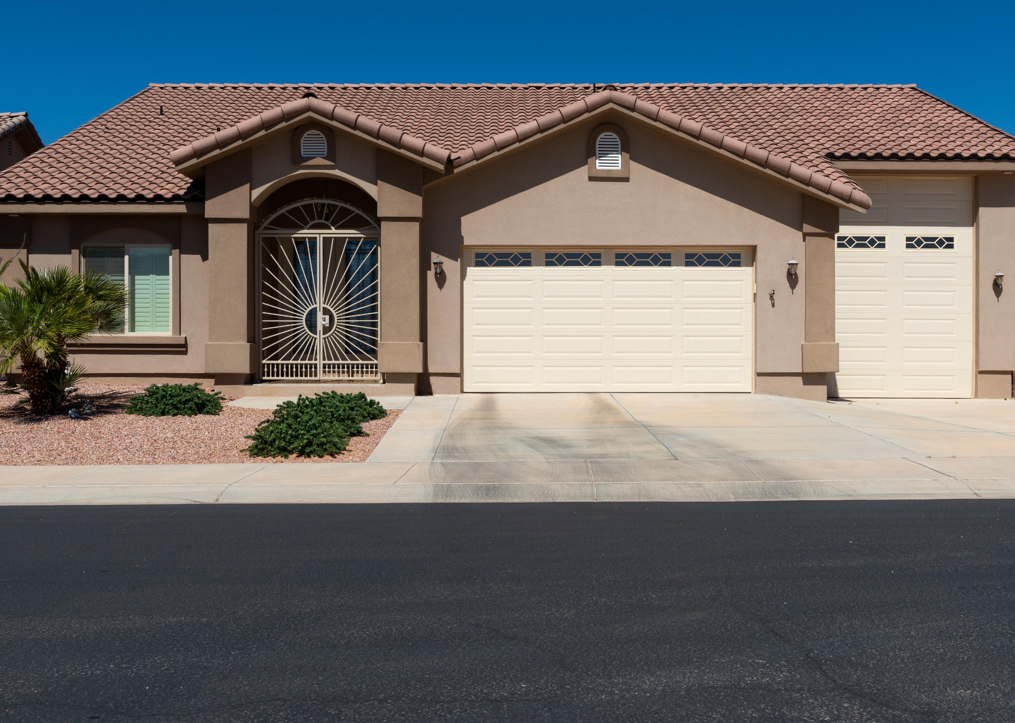 The facade of a residential house in a suburb area in Nevada.