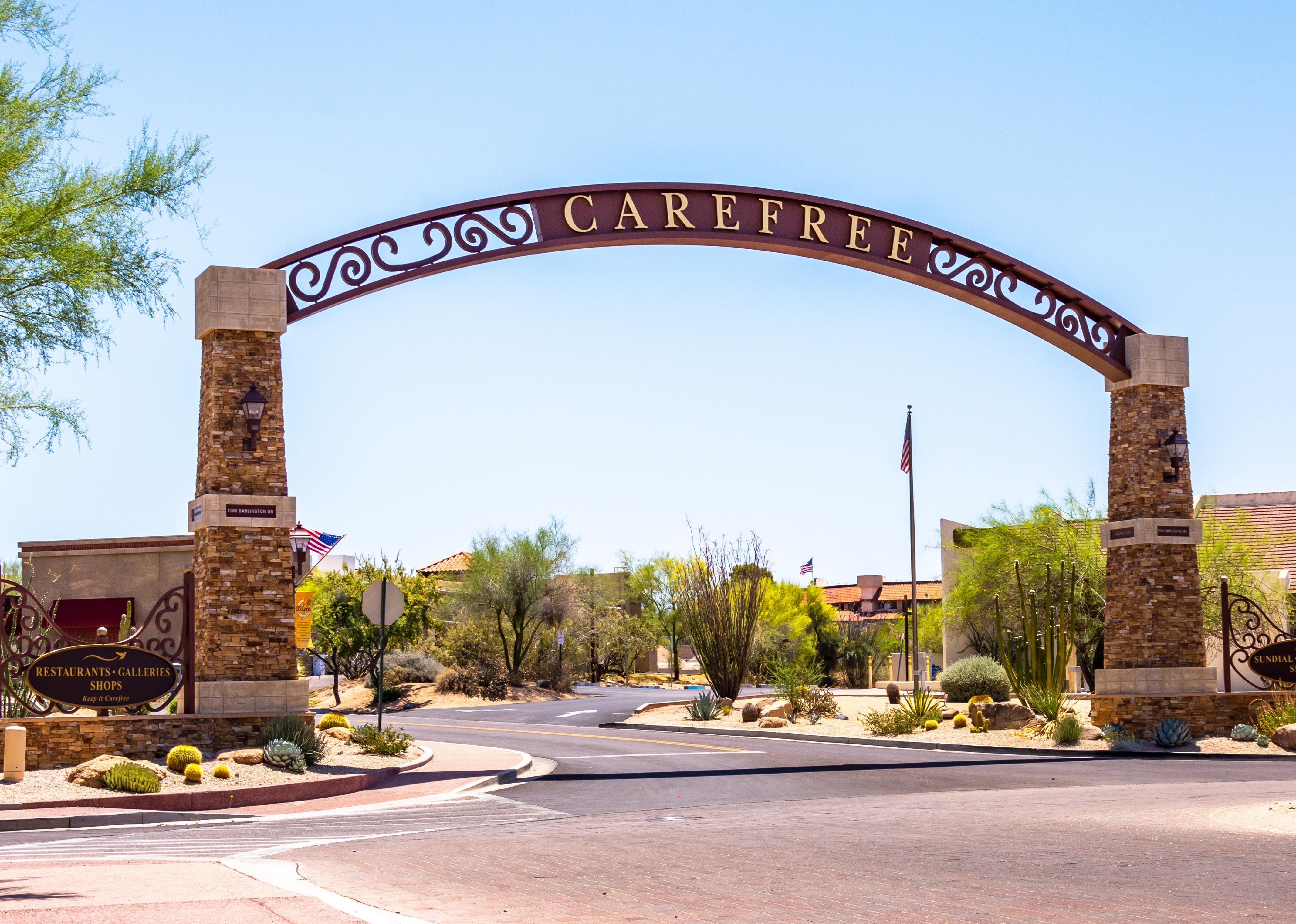 Carefree, Arizona arhcway sign