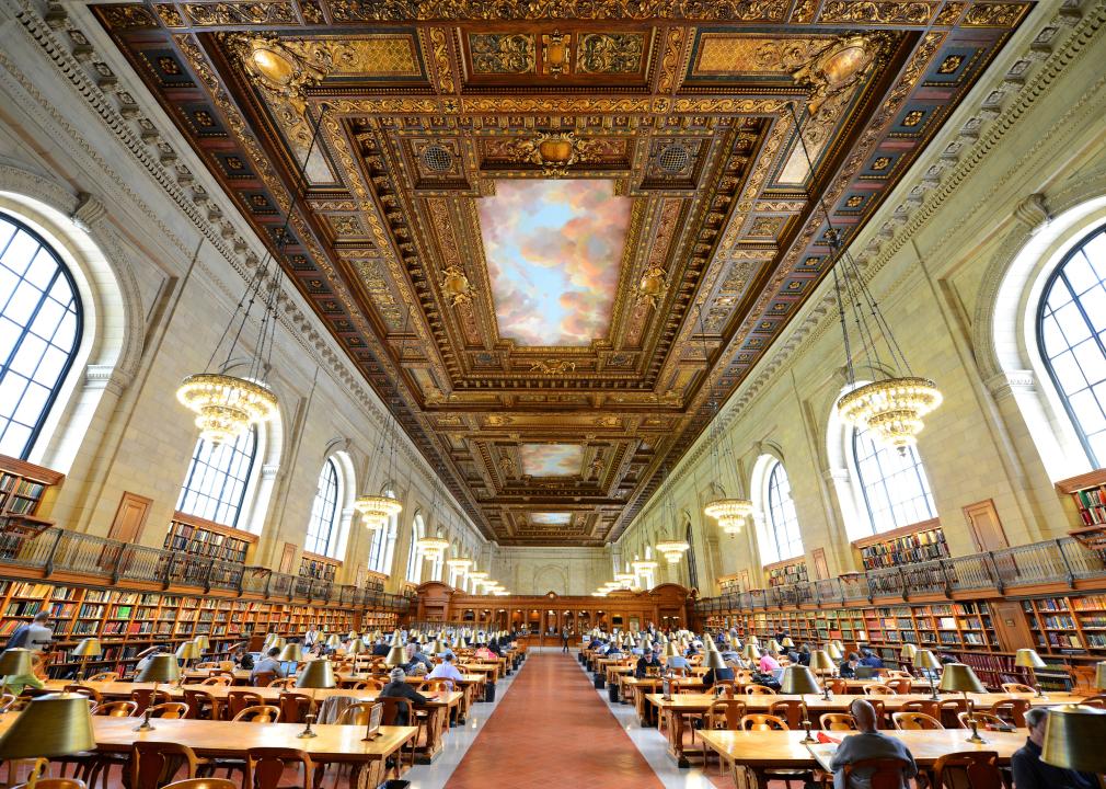 16 Beautiful Libraries Around the World (Including Iowa!)