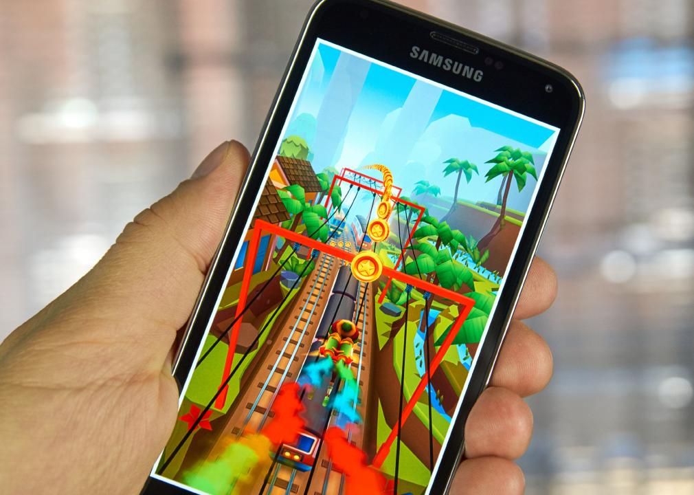 Subway Surfers game on android device.