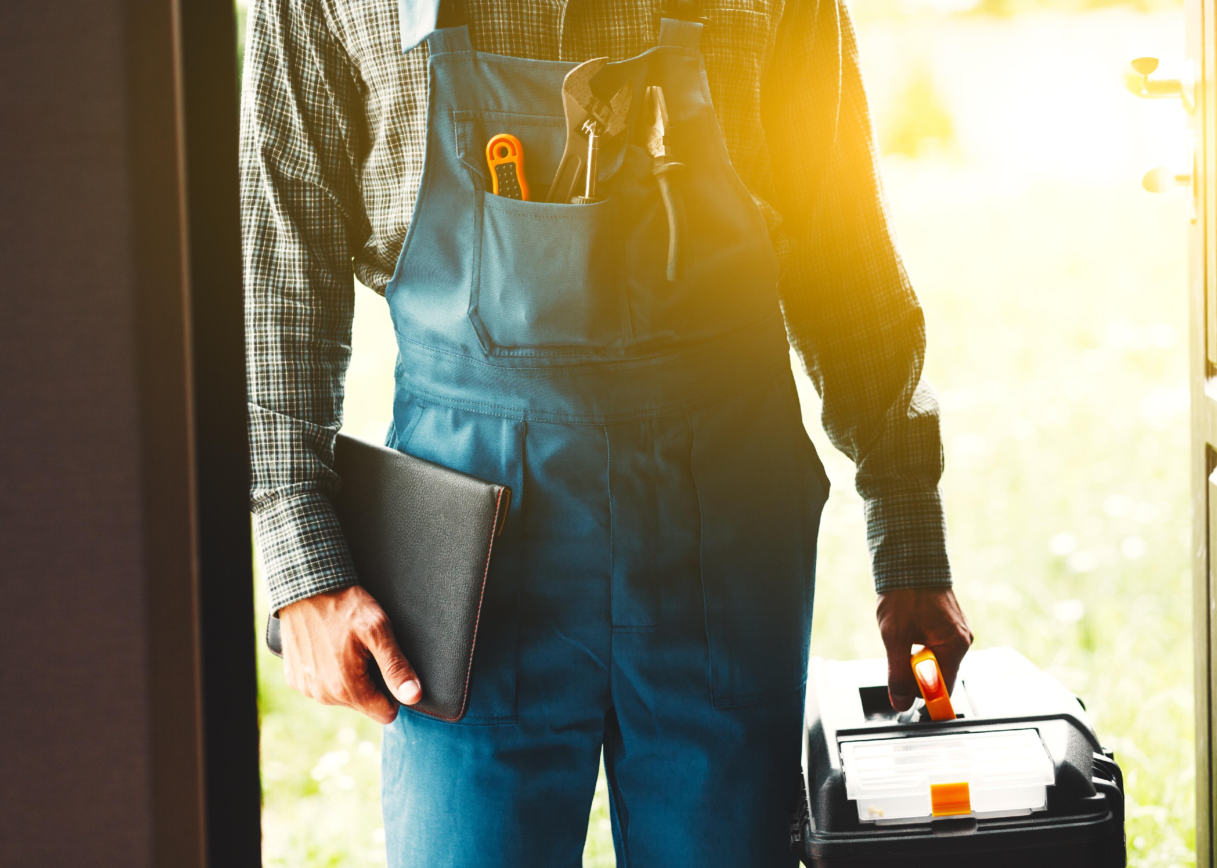 Cropped shot of a maintenance man.