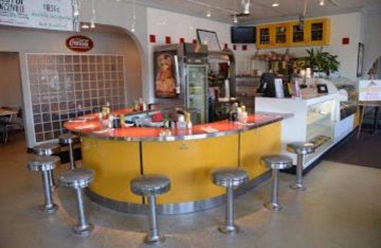 #15. Noshville Delicatessen