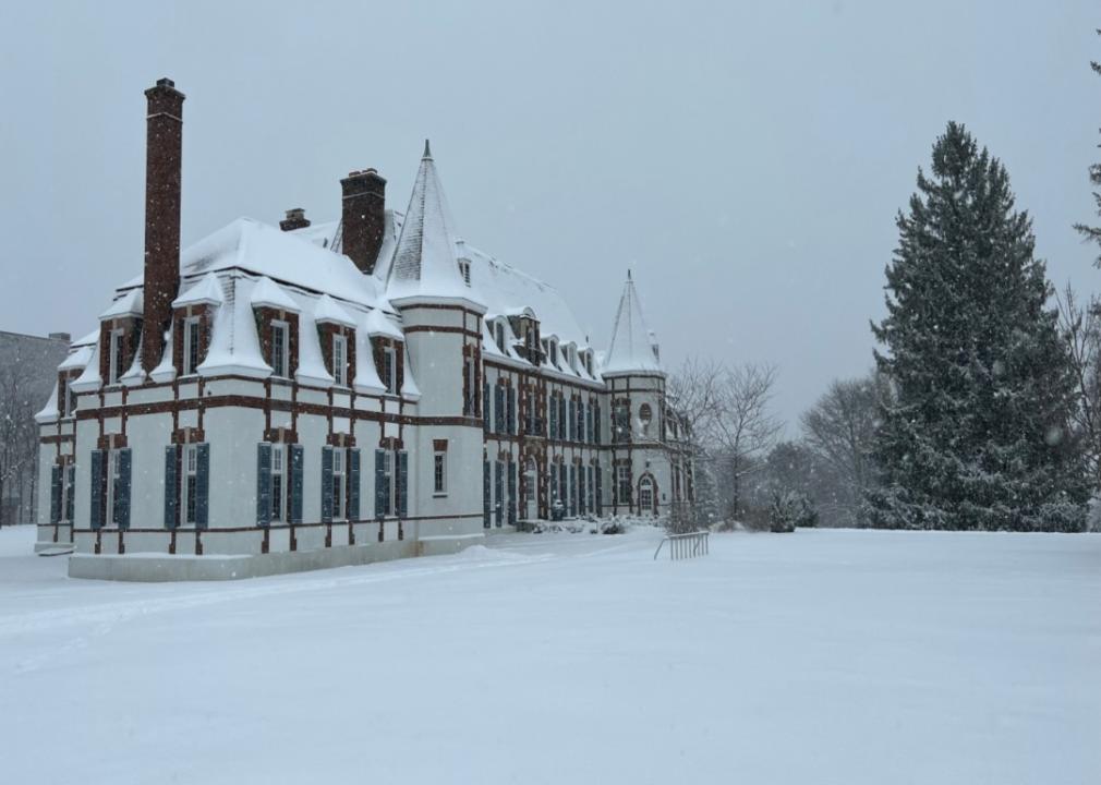 Middlebury College in snow.