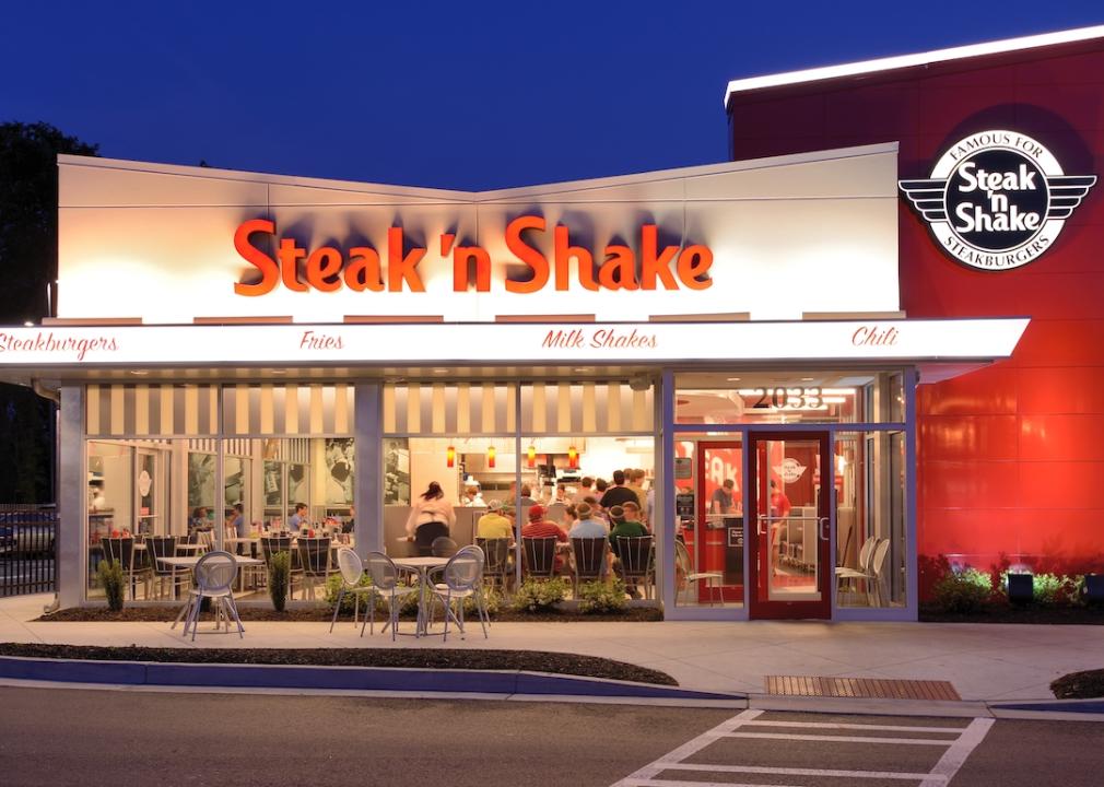 Exterior of Steak 'n Shake in Athens, Georgia.