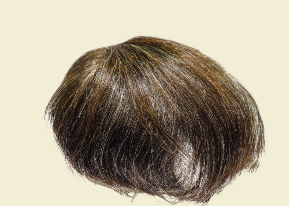 Toupee.