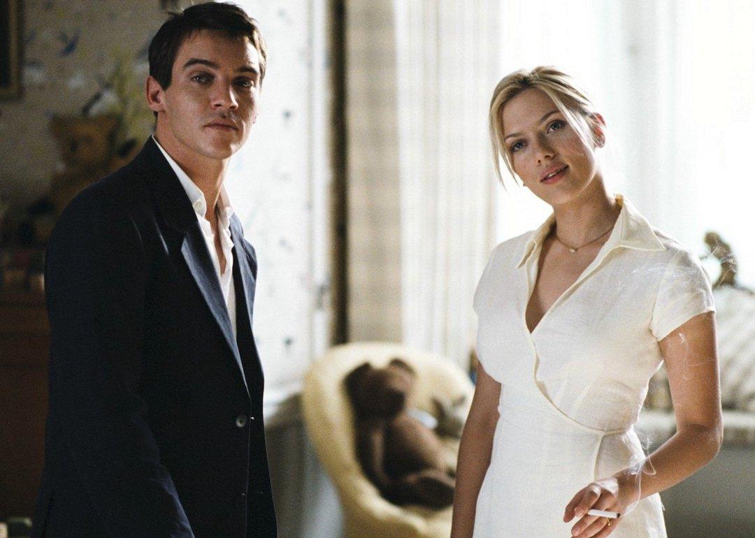 Jonathan Rhys Meyers and Scarlett Johansson in the movie "Match Point"