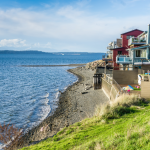 A row of houses along the waterfront in West Seattle