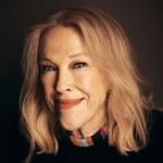 Catherine O'Hara poses in the Getty Images Portrait Studio