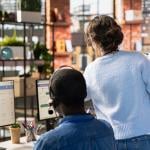 A manager assisting agents during customer calls in a CSM (Customer Service Management) system.