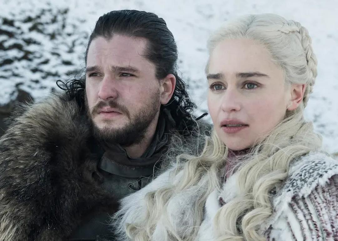 Kit Harington and Emilia Clarke in in "Game of Thrones"