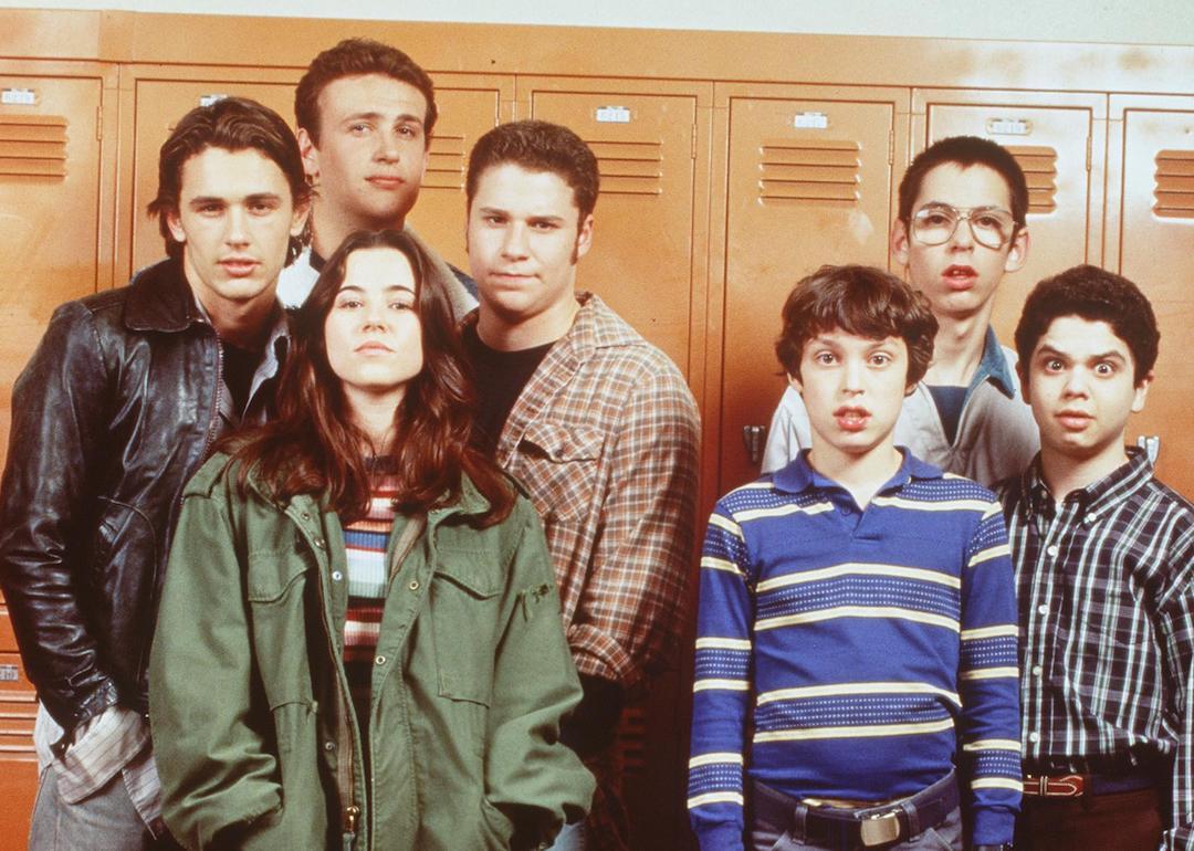 The cast of 'Freaks And Geeks,' from left: James Franco (as Daniel), Linda Cardellini (as Lindsay), Seth Rogen (as Ken), John Daley (as Sam), Martin Starr (as Bill), and Samm Levine (as Neal).