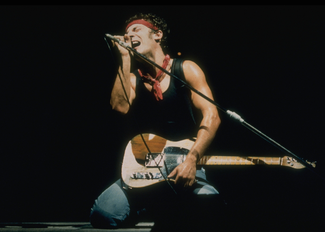 Young Bruce Springsteen in concert