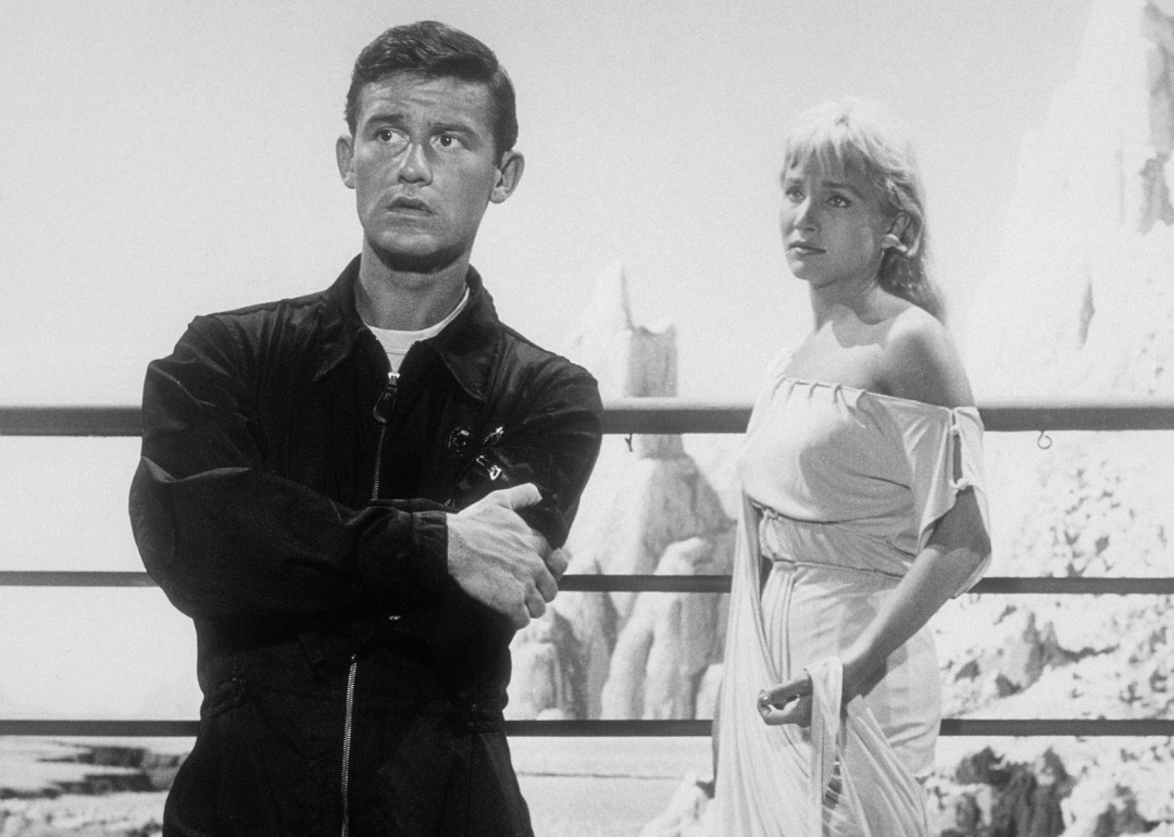 Roddy McDowall and Susan Oliver in "People Are Alike All Over", an episode of "The Twilight Zone"