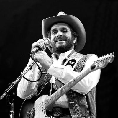 Country singer and musician Merle Haggard performs in Fresno, California on April 19, 1986