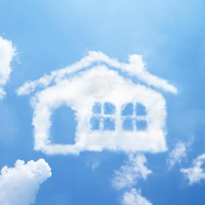 house made of clouds to illustrate concept of homeownership dream