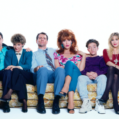 Cast of the hit show 'Married... With Children' poses for a portrait in October 1989 in Los Angeles, California.