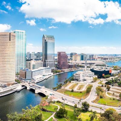 Aerial view of the Tampa, FL skyline.