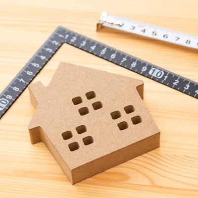 A house figure inside a square measurement tool.