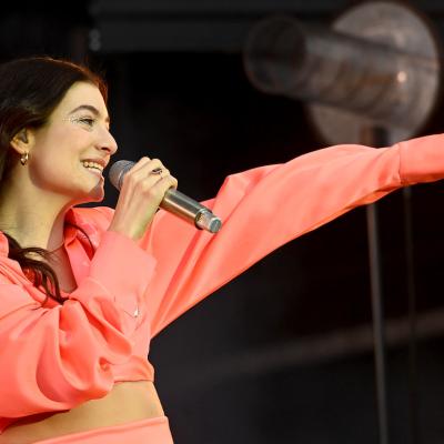 Lorde performs on stage during Radio 1's Big Weekend 2022 on May 29, 2022 in Coventry, England.