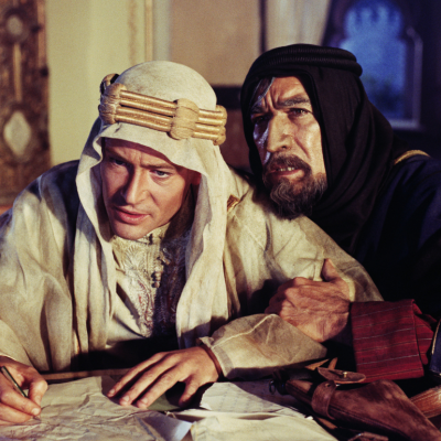 Peter O'Toole and Anthony Quinn (1915 - 2001) as Auda abu Tayi in a still from 'Lawrence of Arabia', 1962. 