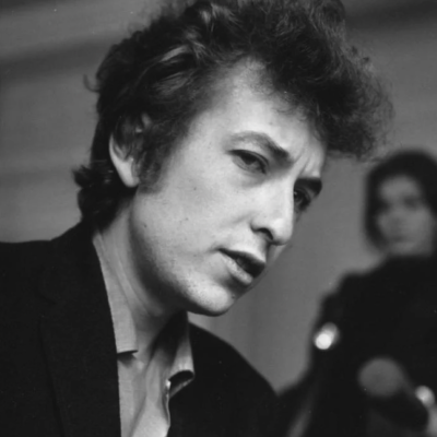 Black and white portrait of Bob Dylan in the 1960s