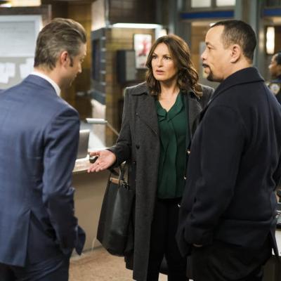 Ice-T, Mariska Hargitay, and Peter Scanavino in a scene from "Law & Order: Special Victims Unit"