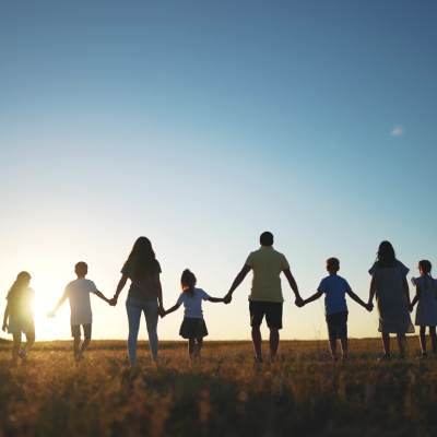 Silhouettes of a big family.