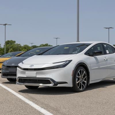 LE, XLE, Limited, and Nightshade models of the 2025 Toyota Prius on display.
