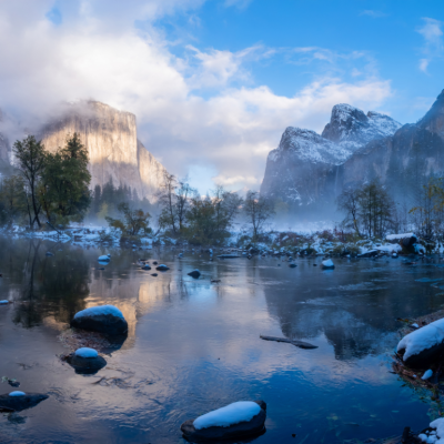 A lake and mountains in the background in Yosemite National Park in California in winter.