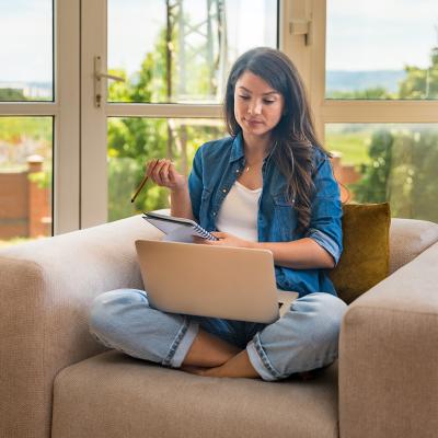 A female therapist working from home.