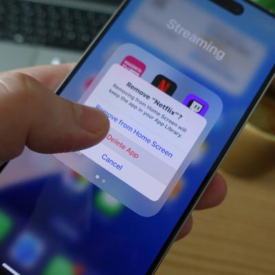 A user prompting to delete Netflix app from his smartphone's screen.