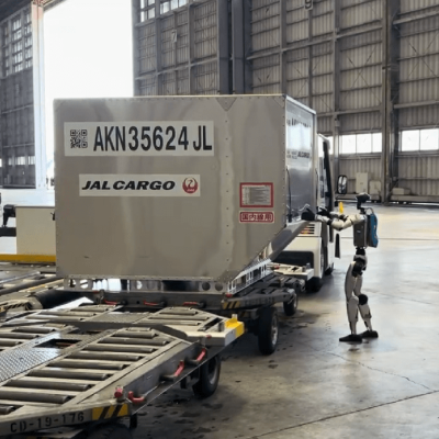 Humanoid robot in ground handling operations at HND. 