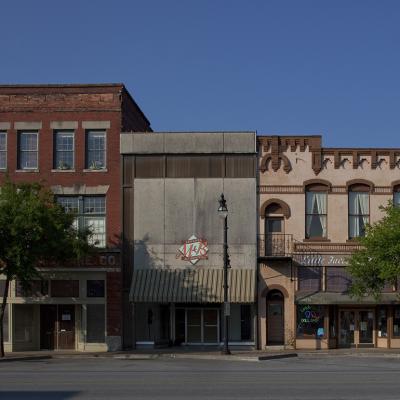 A street in Gadsden, Alabama.