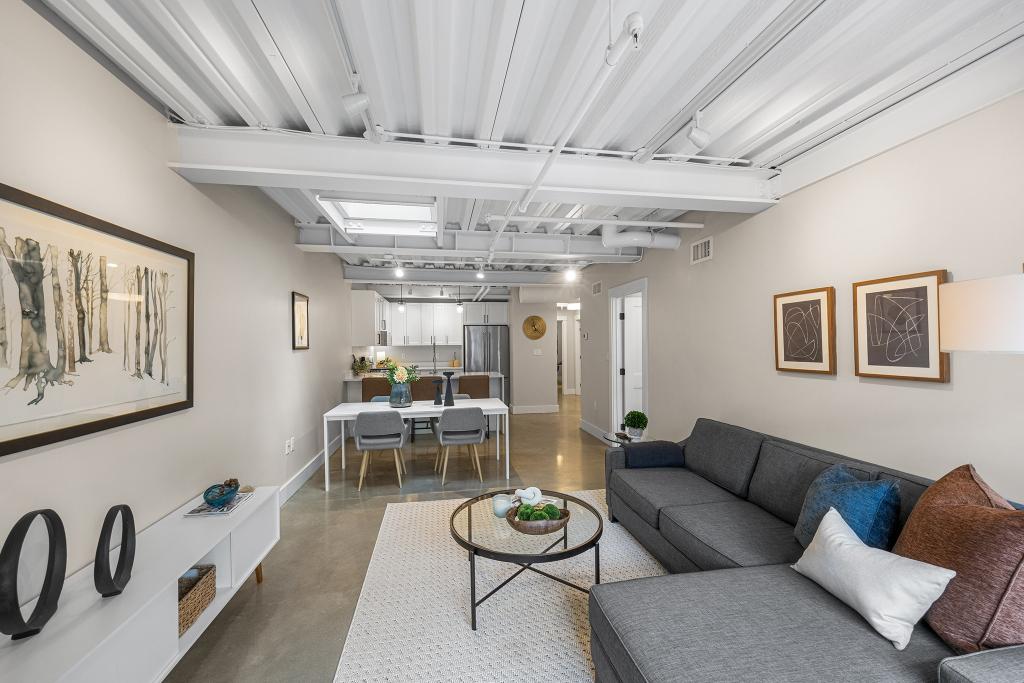 305 Webster Ave. #109, Cambridge, Massachusetts 02141