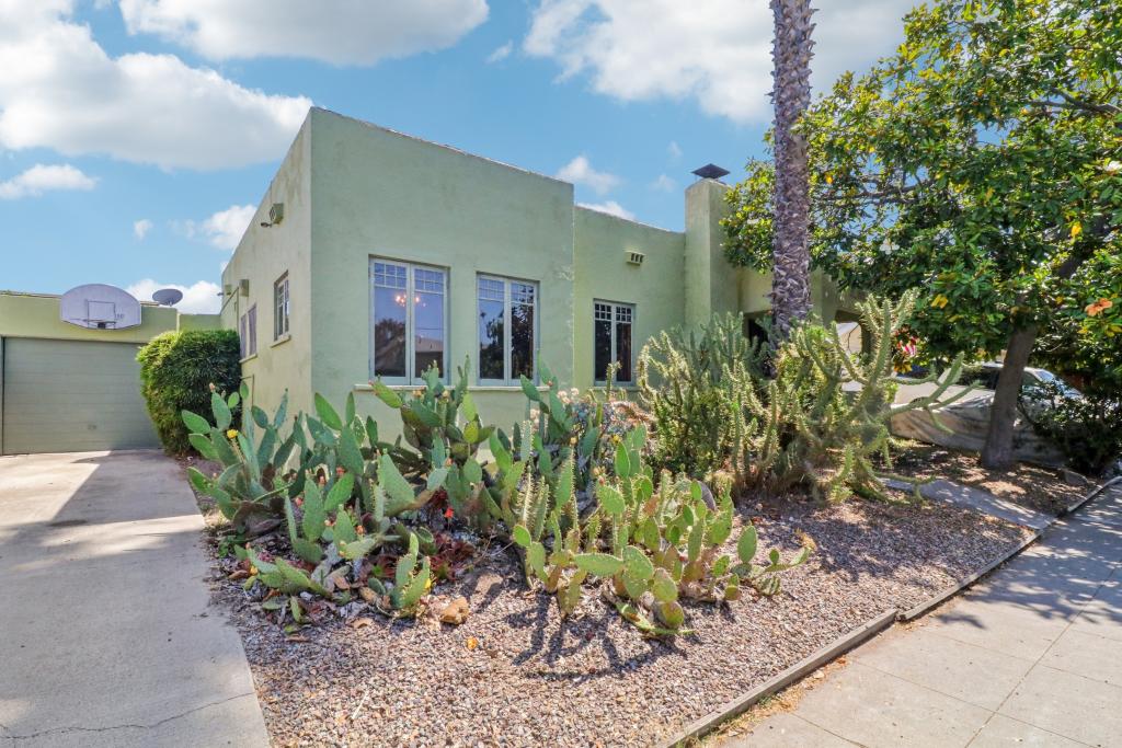 3055 Suncrest Dr., San Diego, California 92116
