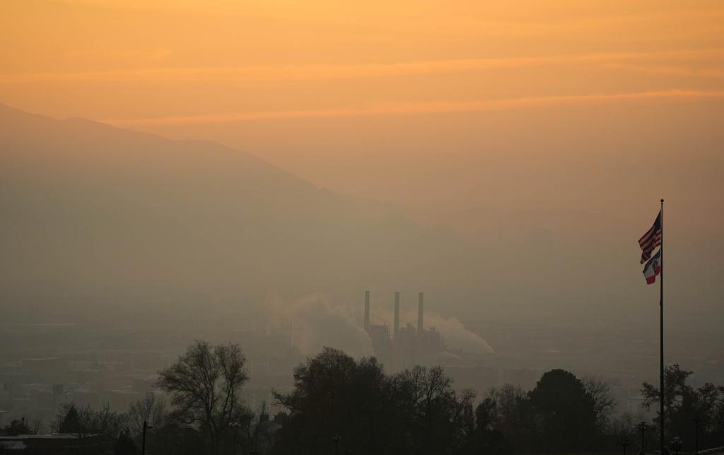 Inversion conditions cause hazy air in the Salt Lake Valley in 2024.