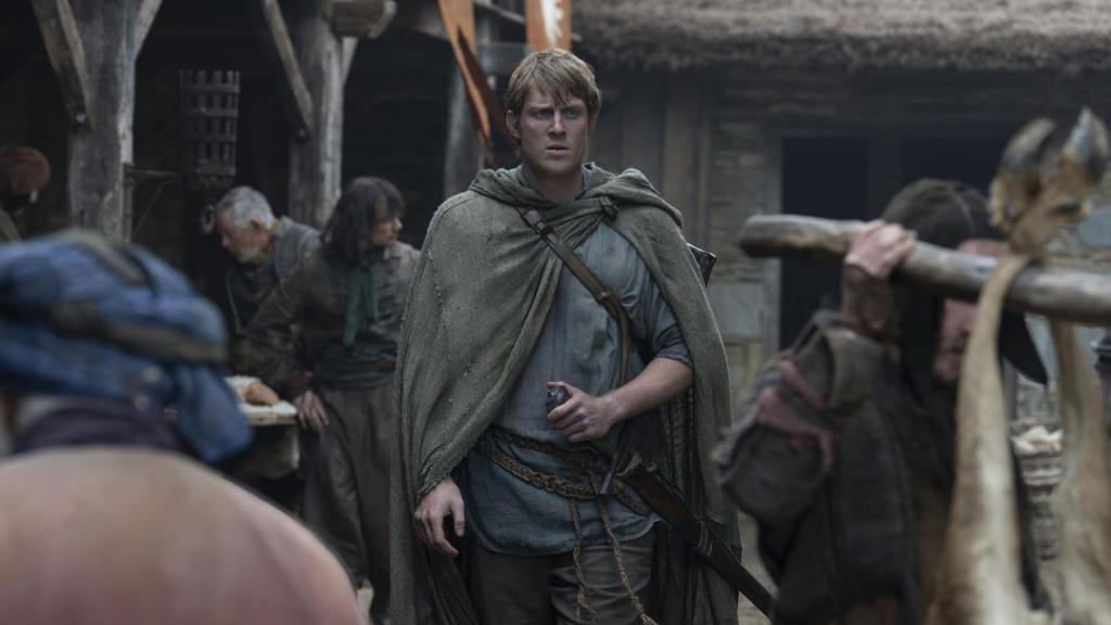 Peter Claffey as Ser Duncan the Tall 