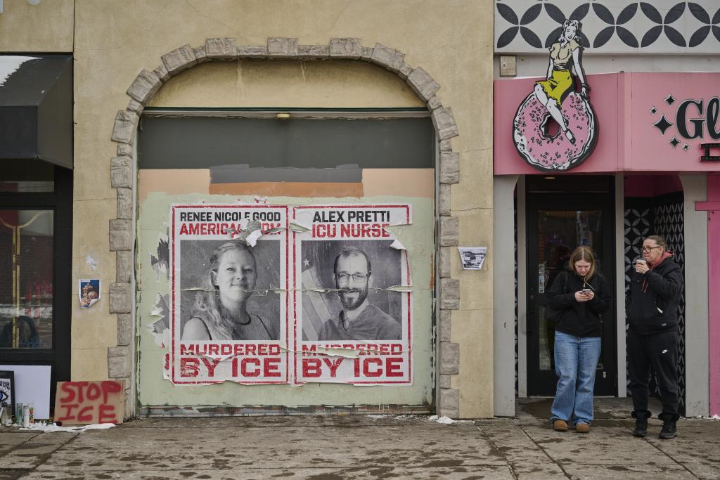A wall near the site of Alex Pretti’s death in Minneapolis, on 4 February.
