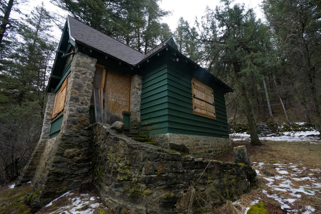 An abandoned building at the property that was formerly St. Ann's Retreat.