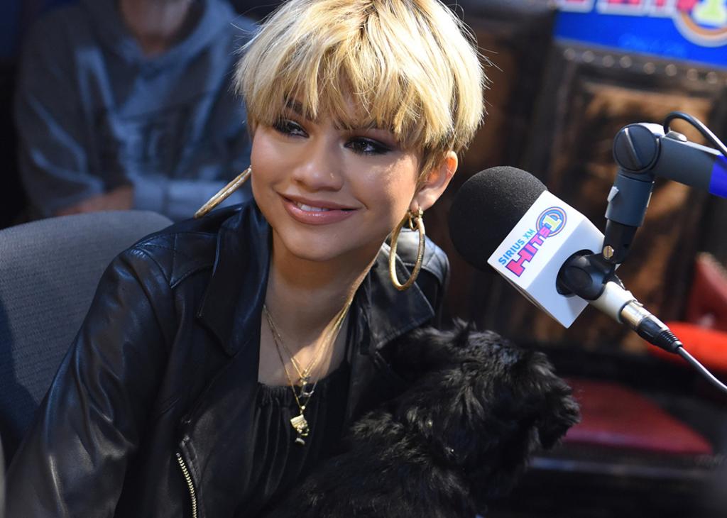 Zendaya with her dog at SiriusXM's morning radio broadcast show.