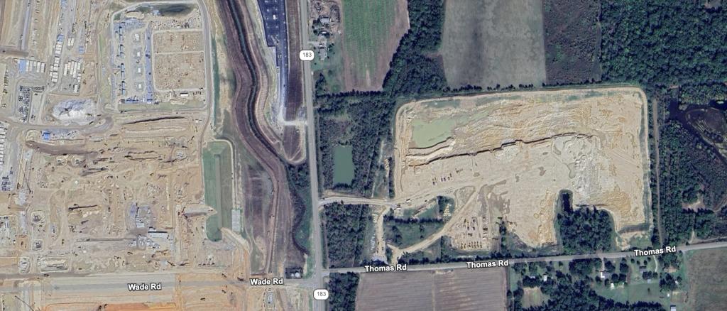 An image from Google Earth showing the Morris and Franklin land (right) next to the Hyperion site (left).
