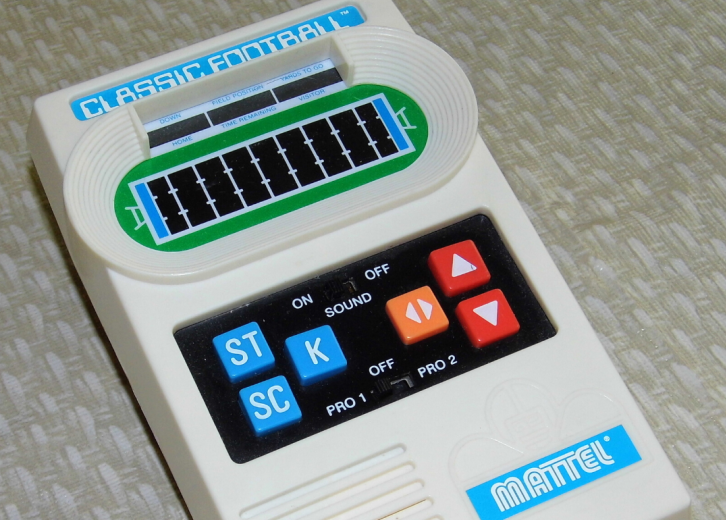 mattel handheld football game 1980s