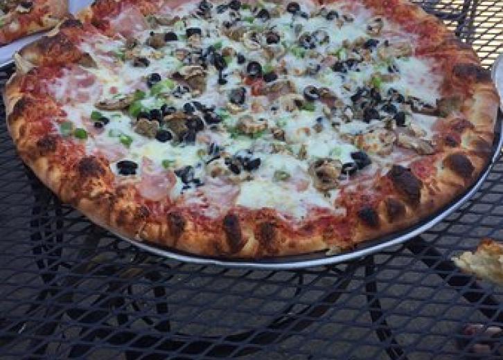 Highestrated pizza restaurants in Kansas City, according to
